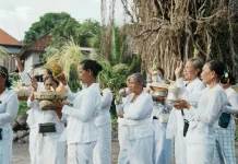 Filosofi Rare Angon Jadi Cermin Pemimpin Spiritual Hindu